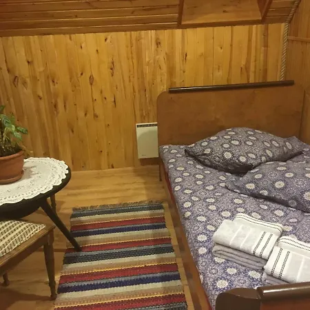 別荘 Raamatu Puhkemaja